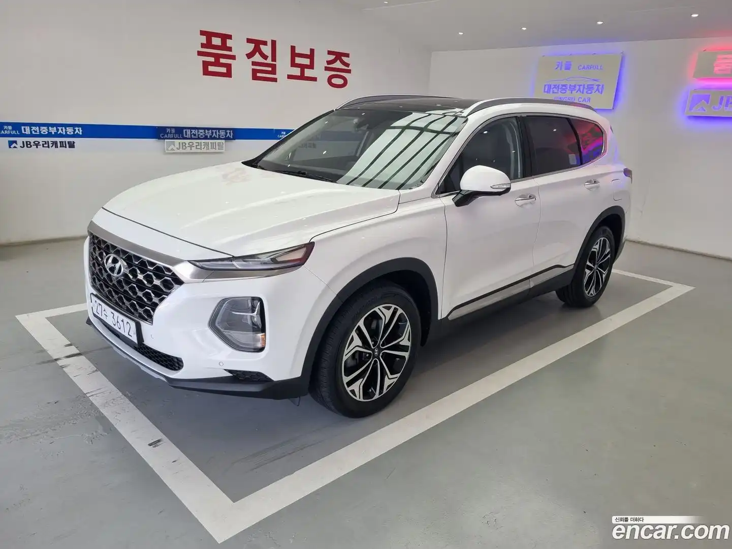 Santafe Hyundai 2019.0-OUTER-002