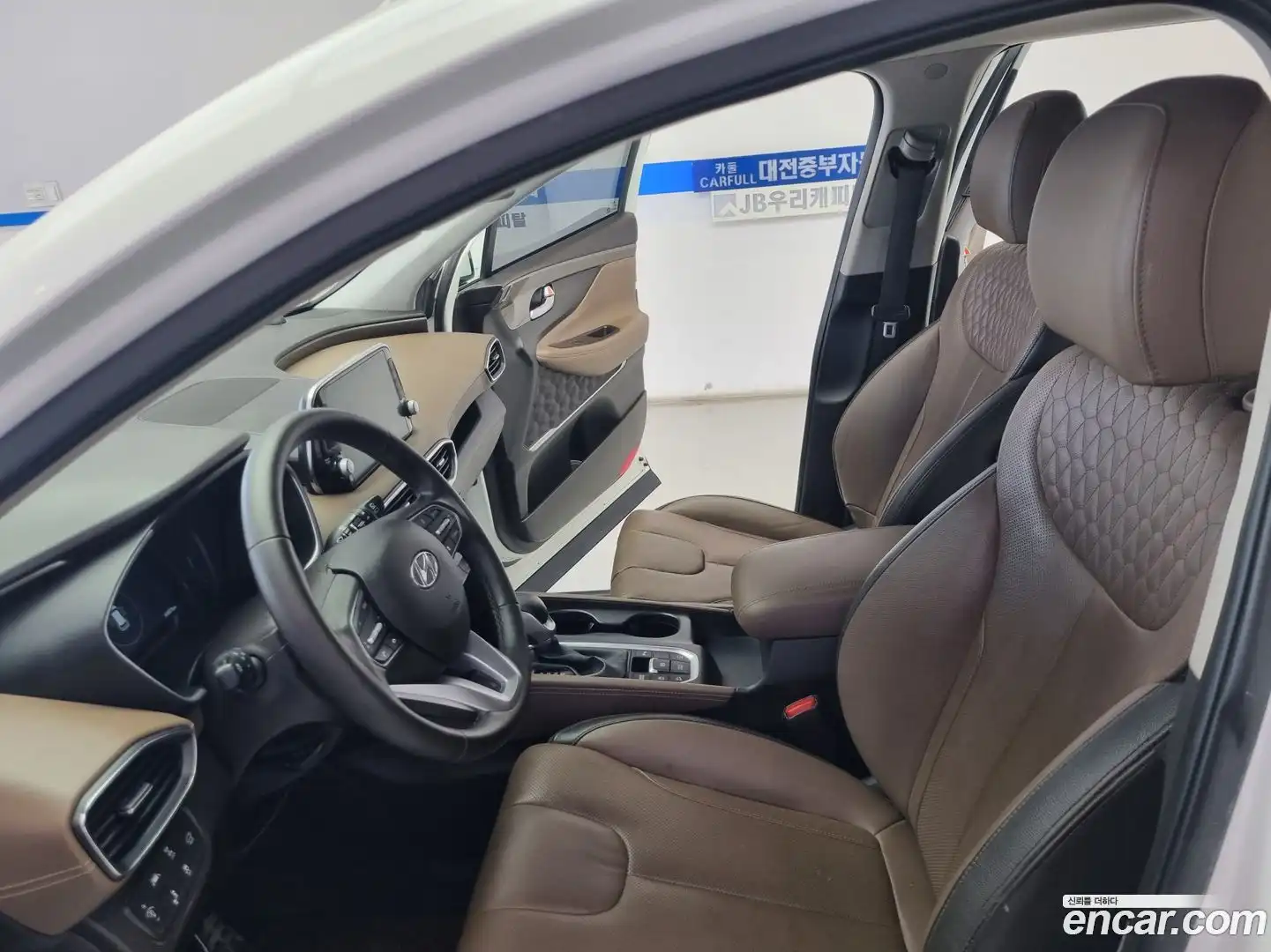 Santafe Hyundai 2019.0-INNER-010