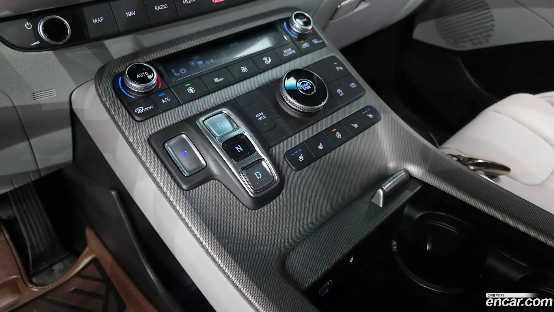 Palisade Hyundai 2024.4-INNER-009