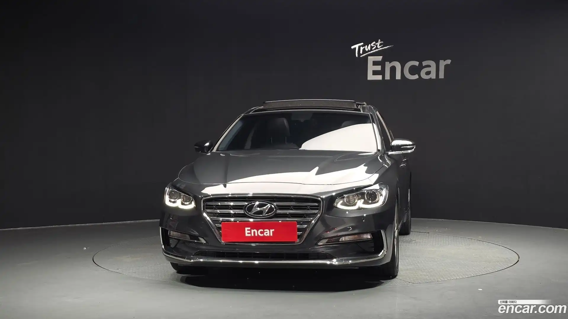 Grandeur Hyundai 2017.1-OUTER-003