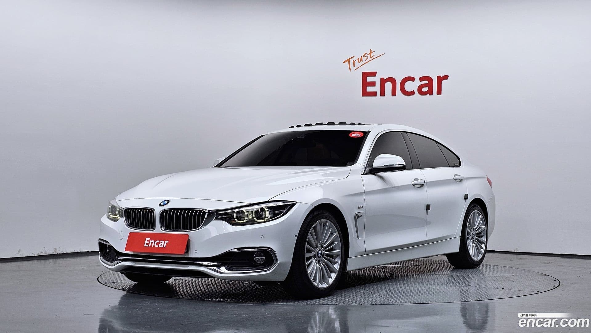 Main__Slider__Photo:4-Series BMW 2018.7-0