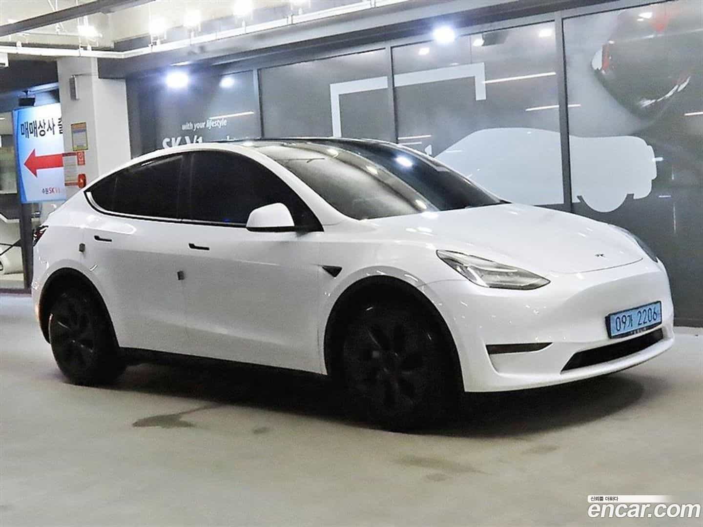 Model Y Tesla 2021.5-OUTER-001