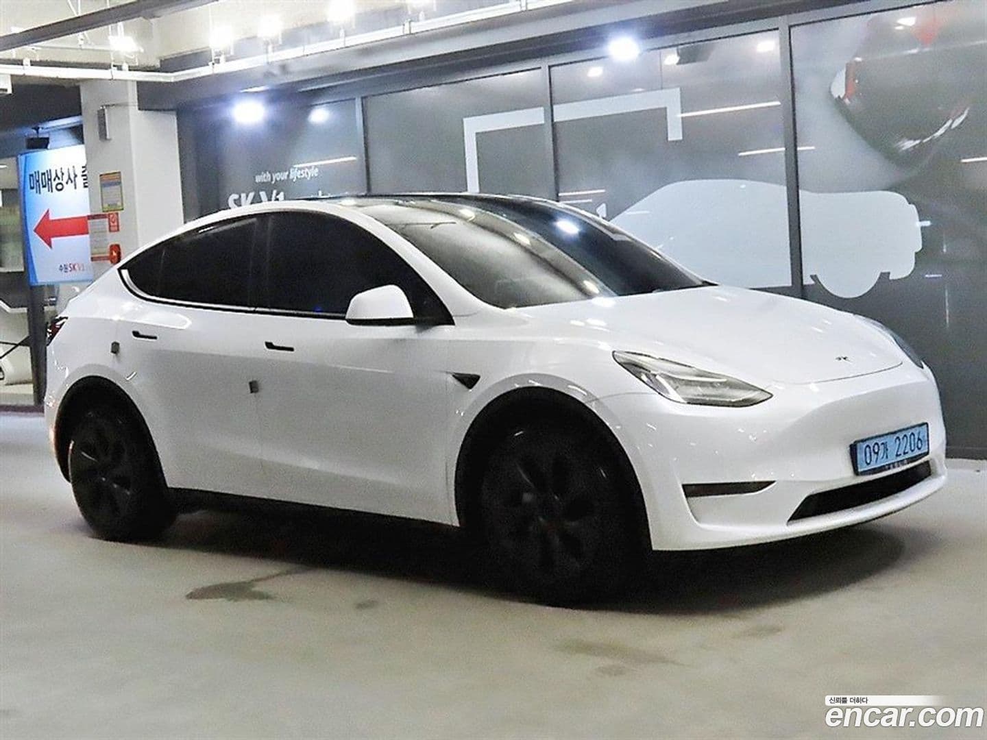 Main__Slider__Photo:Model Y Tesla 2021.5-0