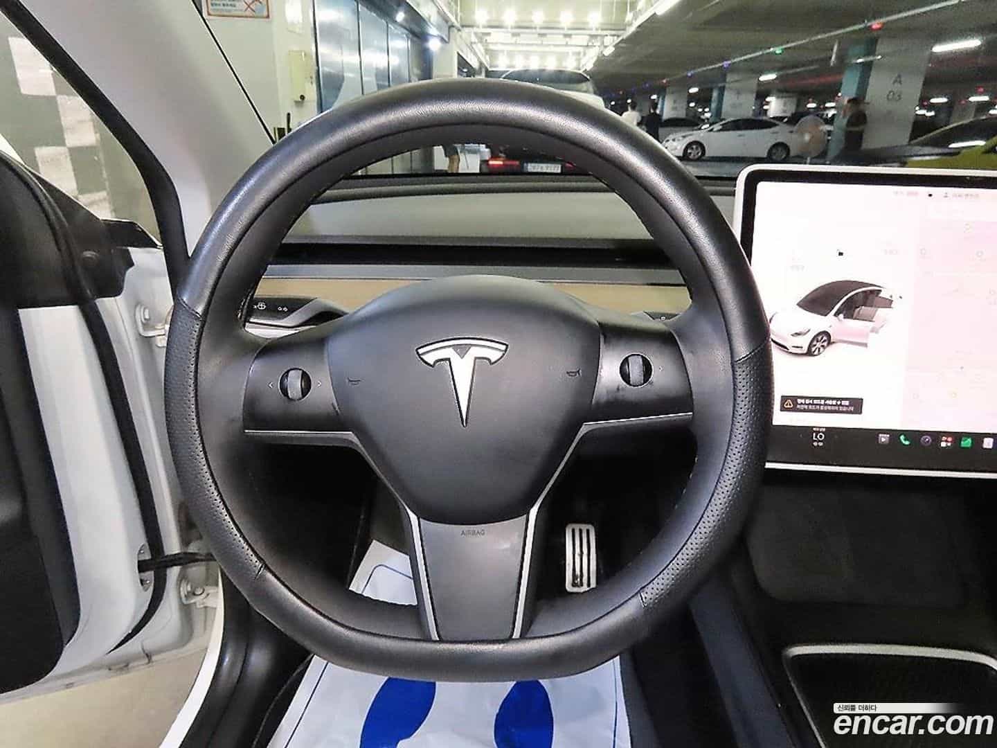 Model Y Tesla 2021.5-INNER-008
