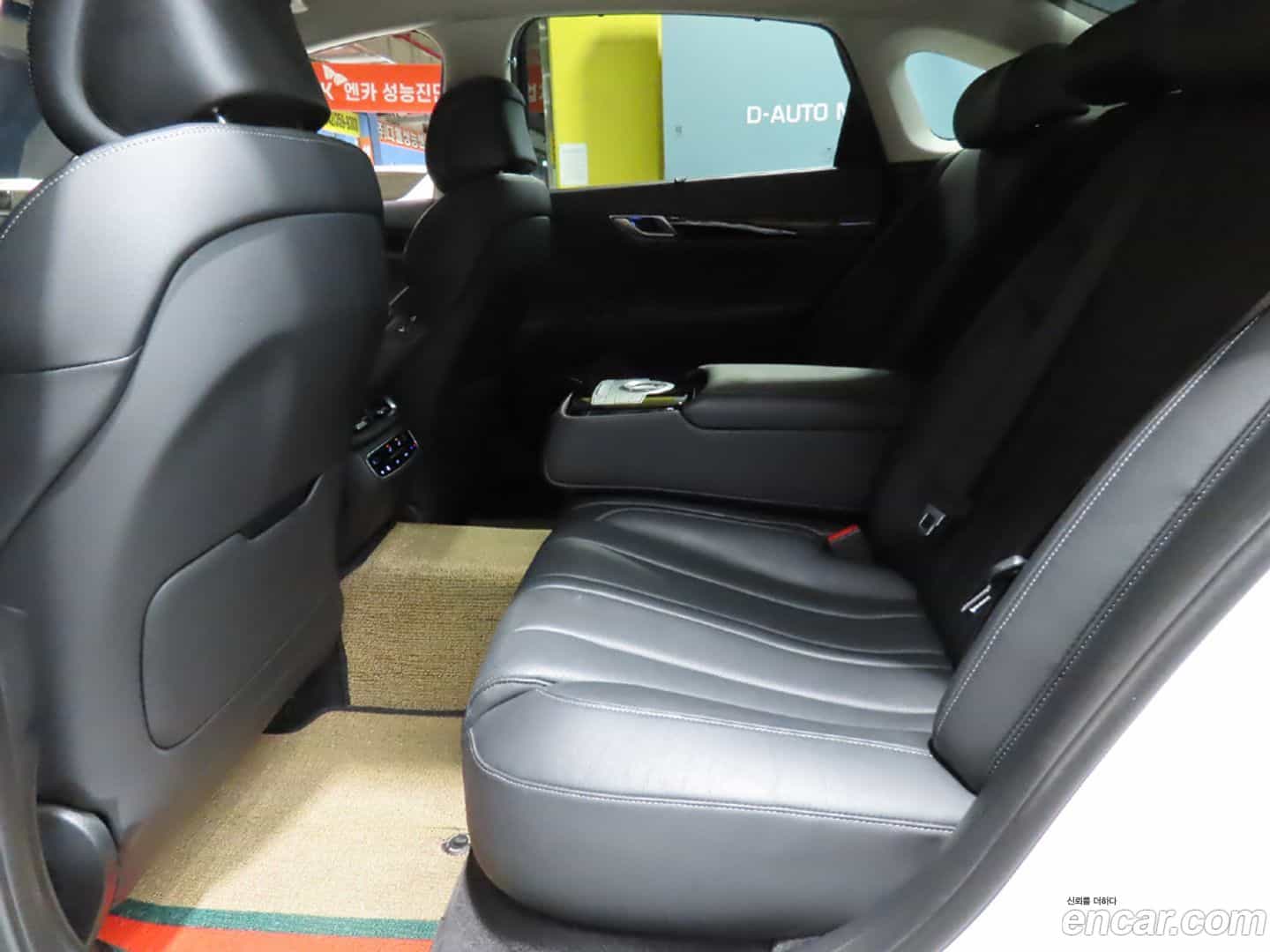 G80 Genesis 2021.1-INNER-007