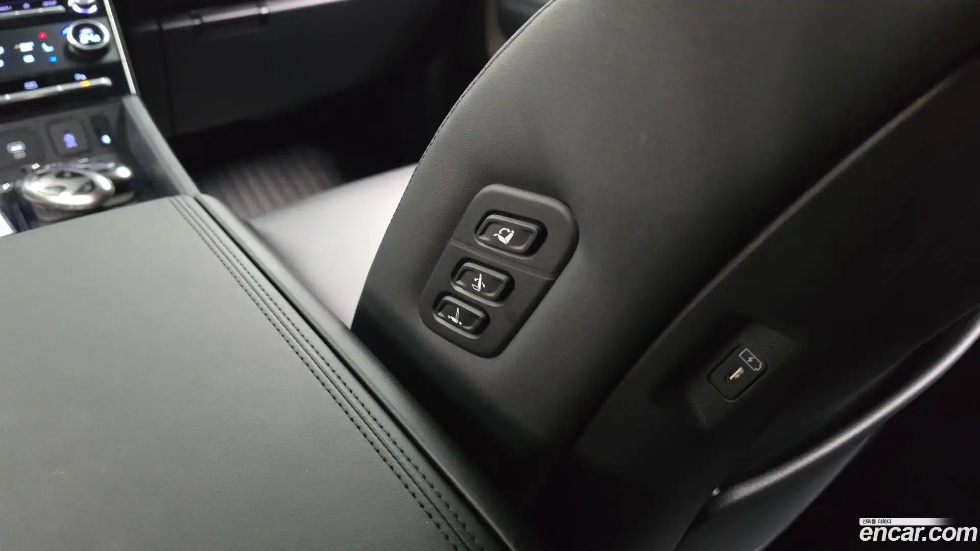 Santafe Hyundai 2024.6-OPTION-047