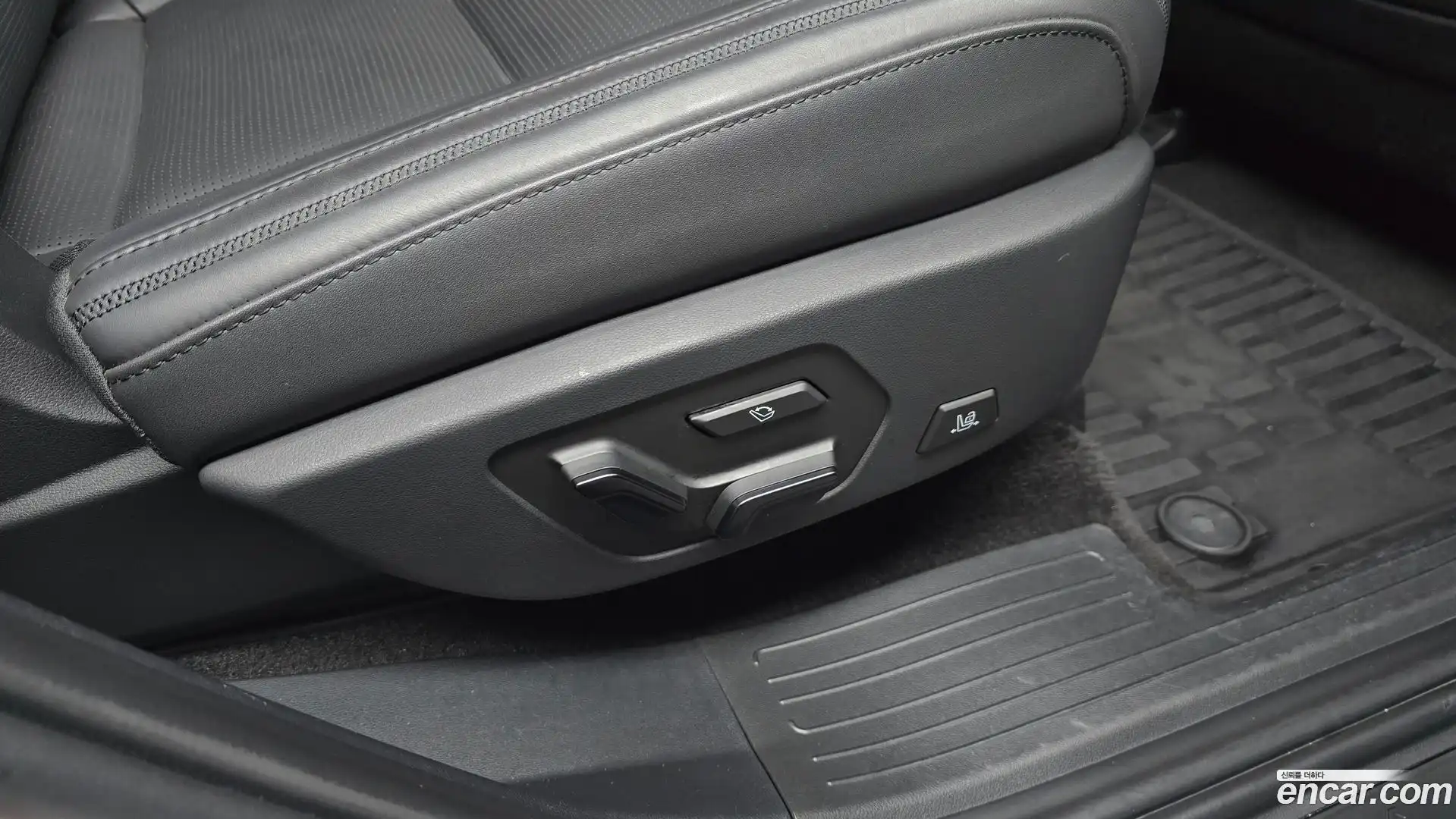Santafe Hyundai 2024.6-OPTION-048