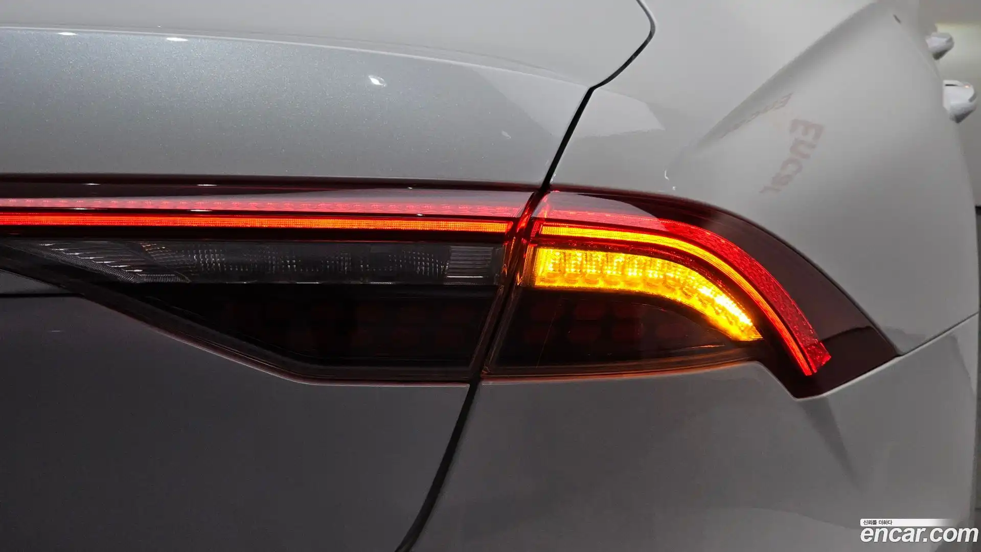 Grandeur Hyundai 2021.1-OUTER-033