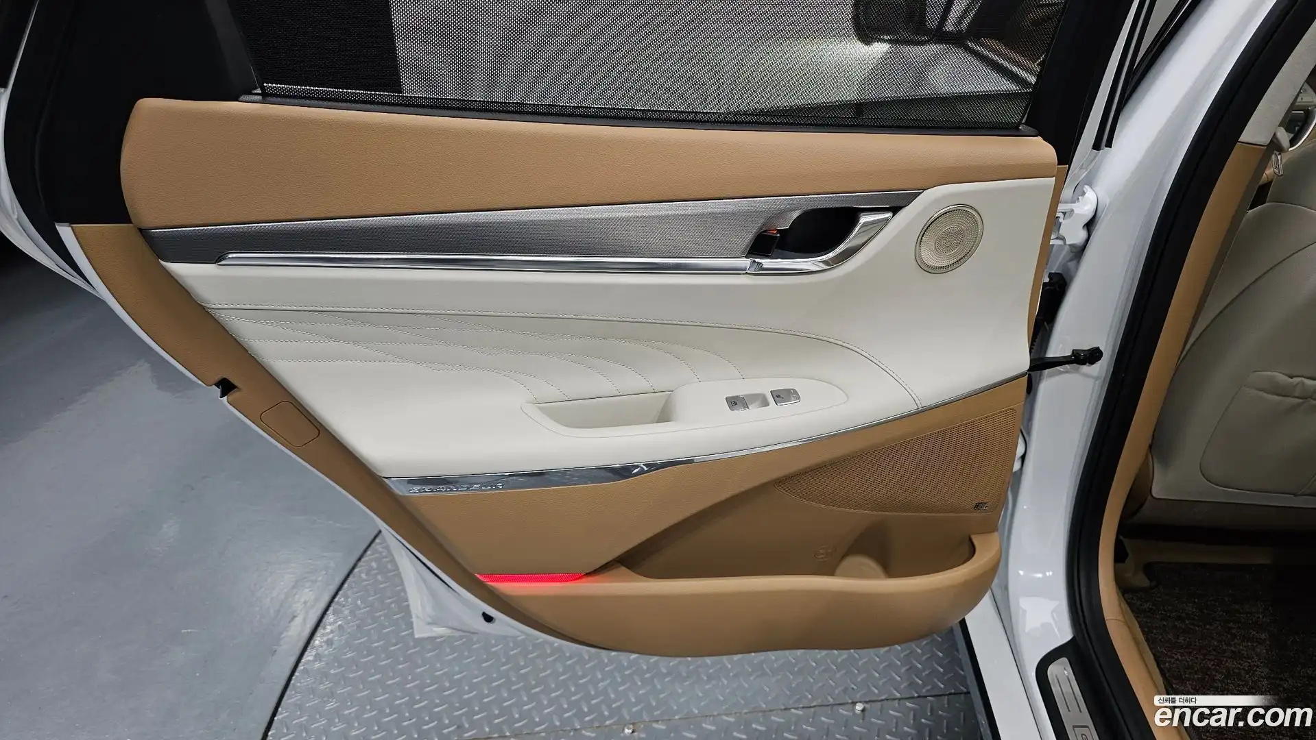 Grandeur Hyundai 2021.1-INNER-035