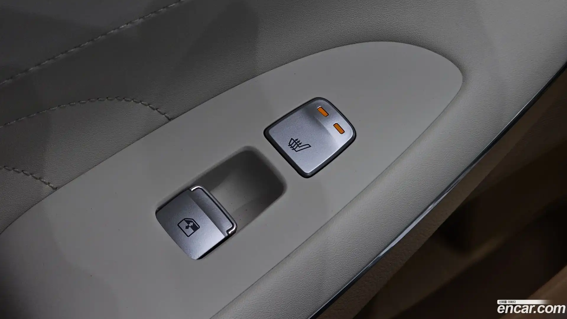 Grandeur Hyundai 2021.1-OPTION-043