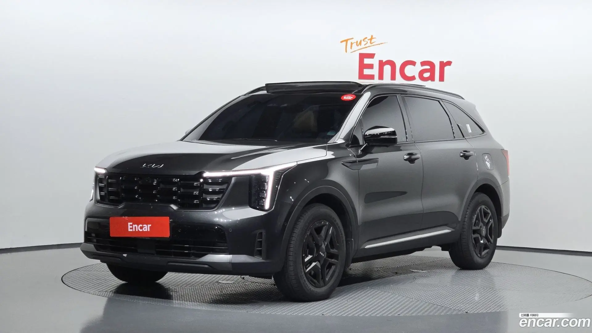 Main__Slider__Photo:Sorento Kia 2024.4-0