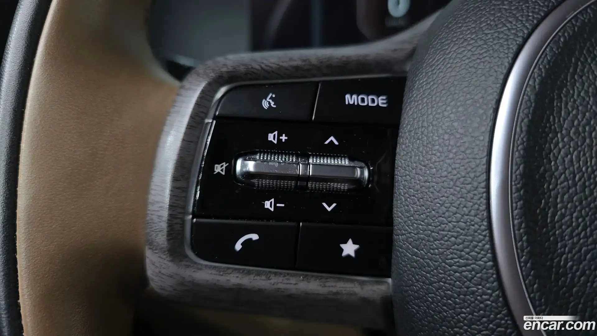 Sorento Kia 2024.4-OPTION-044