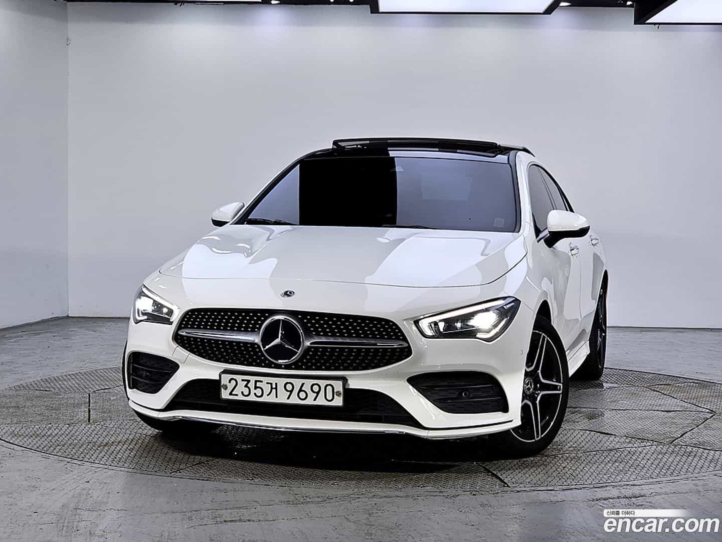 CLA-Class Mercedes-Benz 2020.4-OUTER-002
