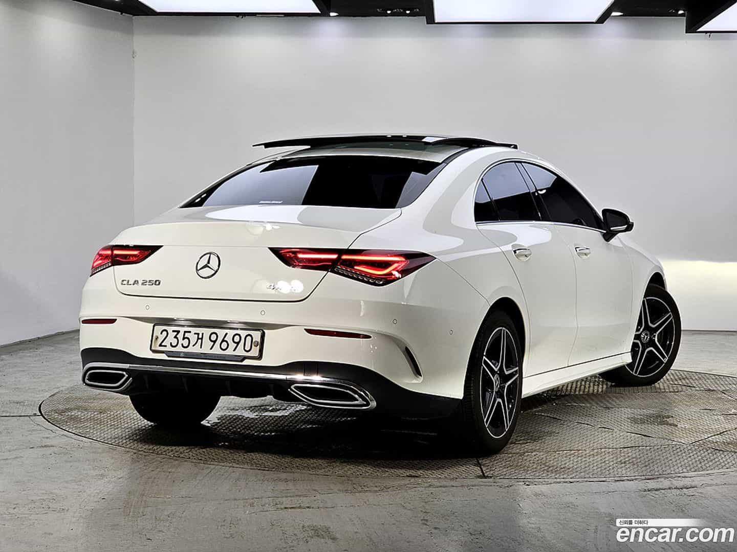 CLA-Class Mercedes-Benz 2020.4-OUTER-004