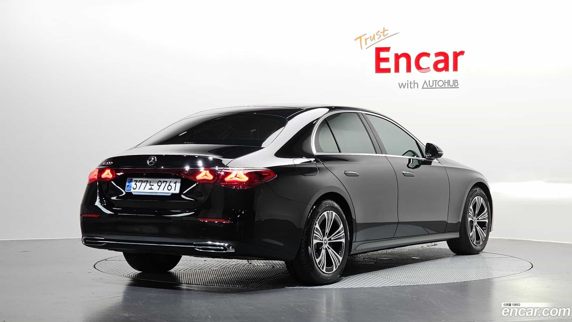 E-Class Mercedes-Benz 2024.11-OUTER-002