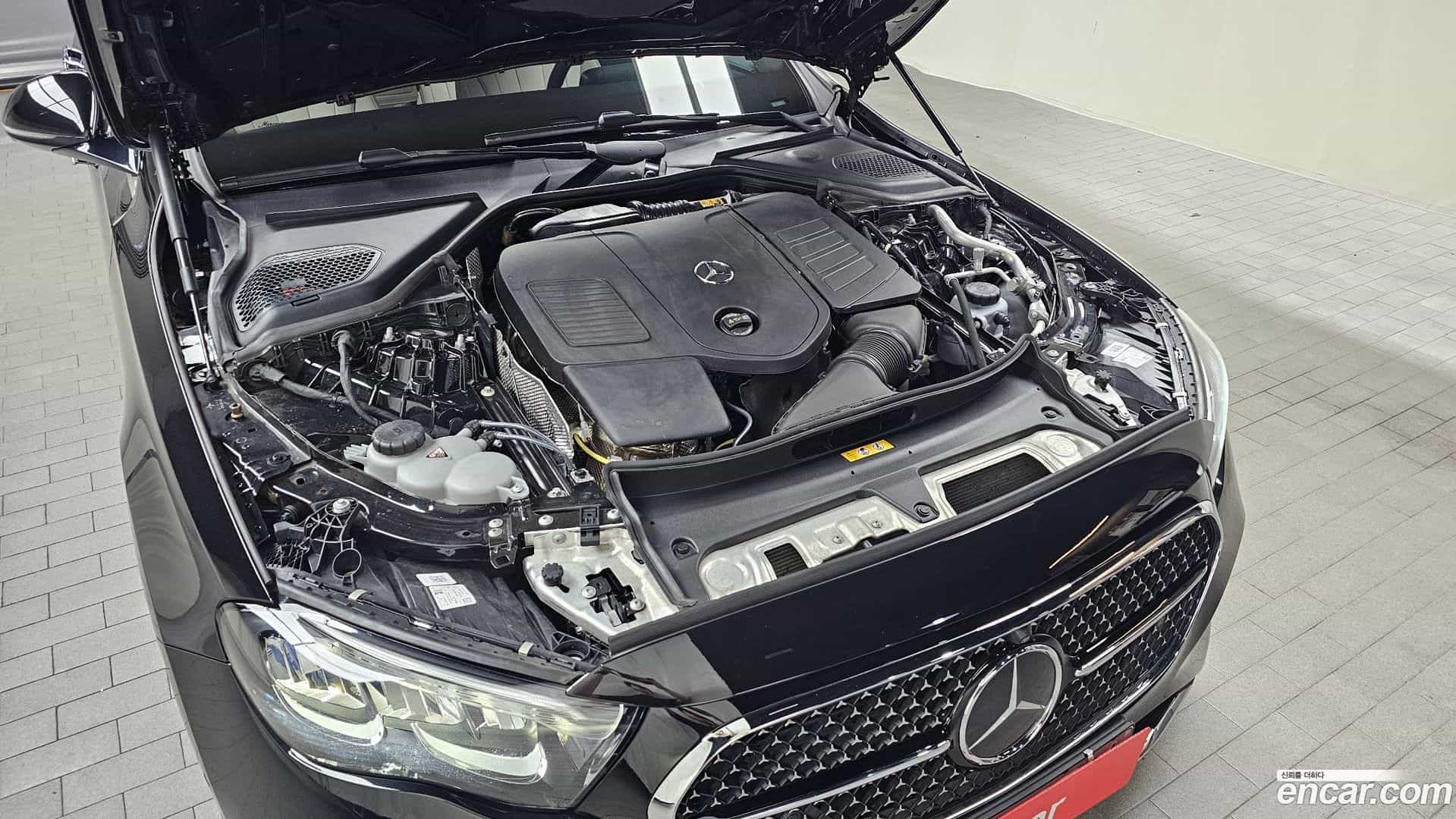 E-Class Mercedes-Benz 2024.11-OUTER-006