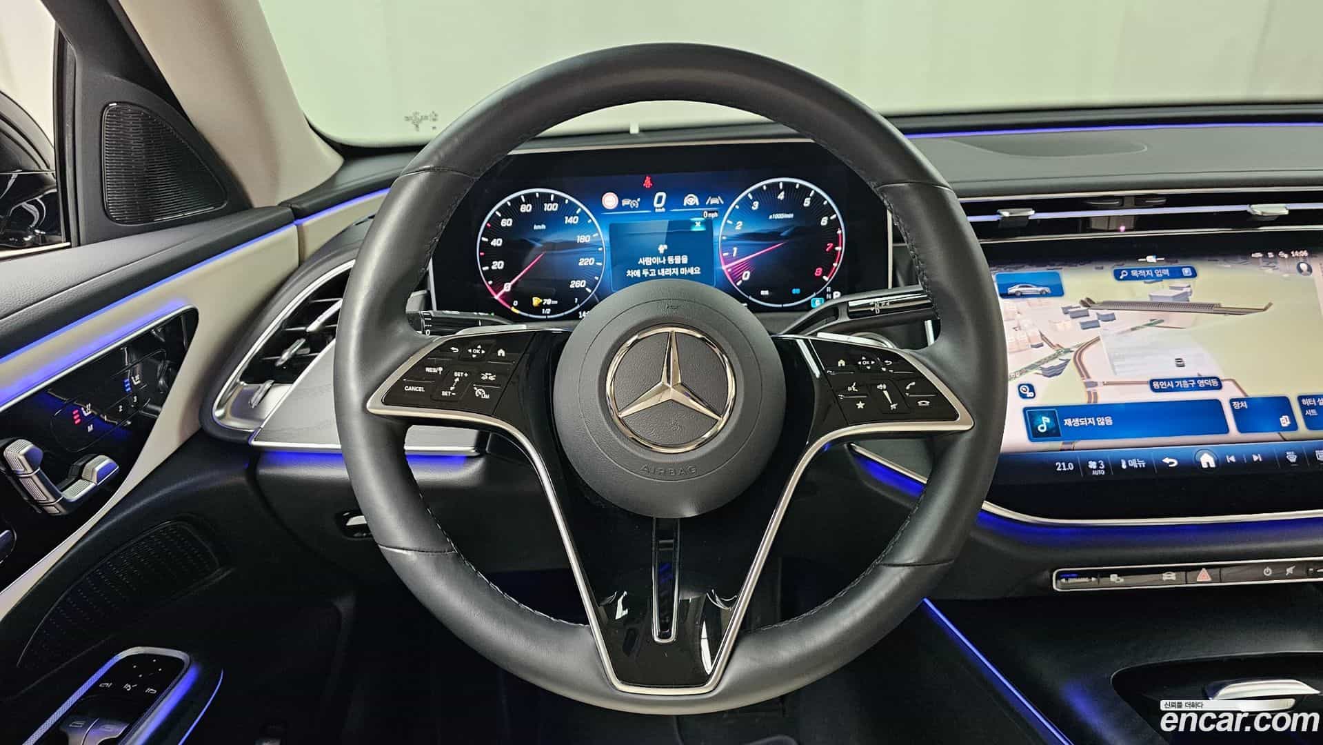 E-Class Mercedes-Benz 2024.11-OPTION-017