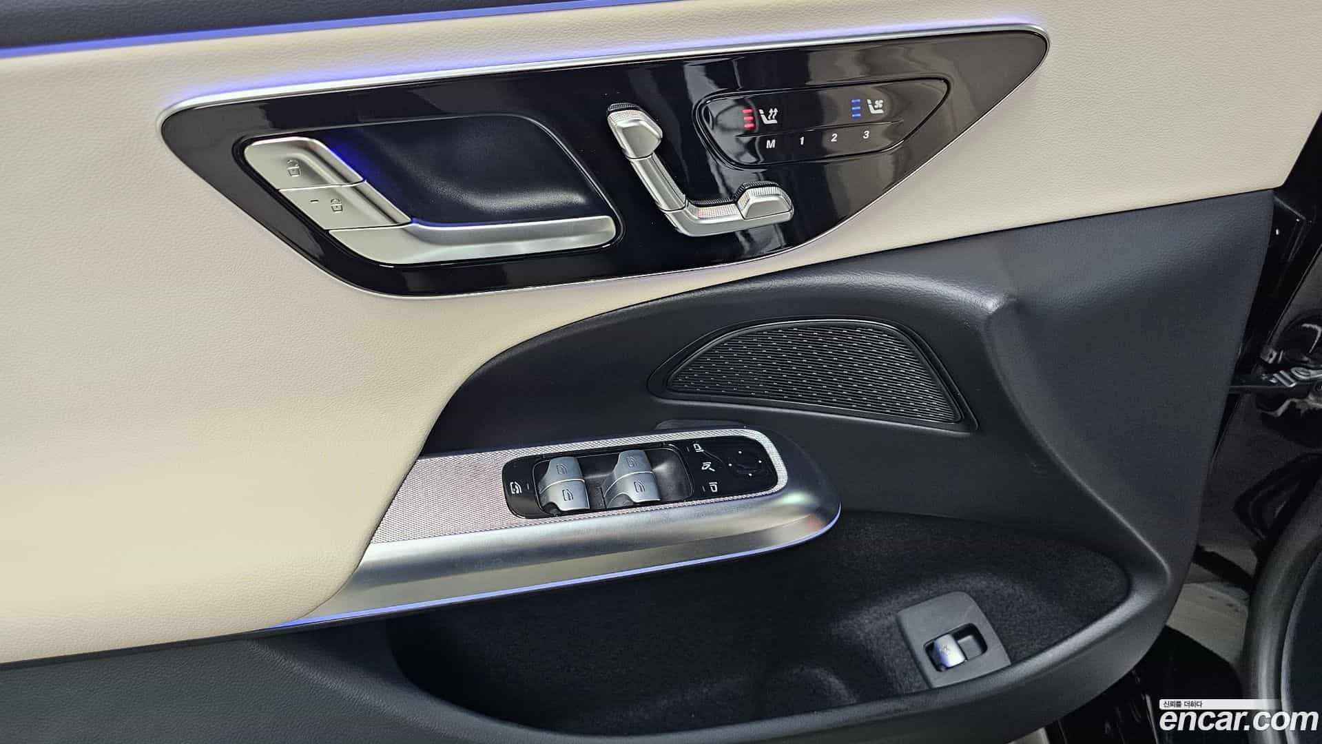 E-Class Mercedes-Benz 2024.11-OPTION-024