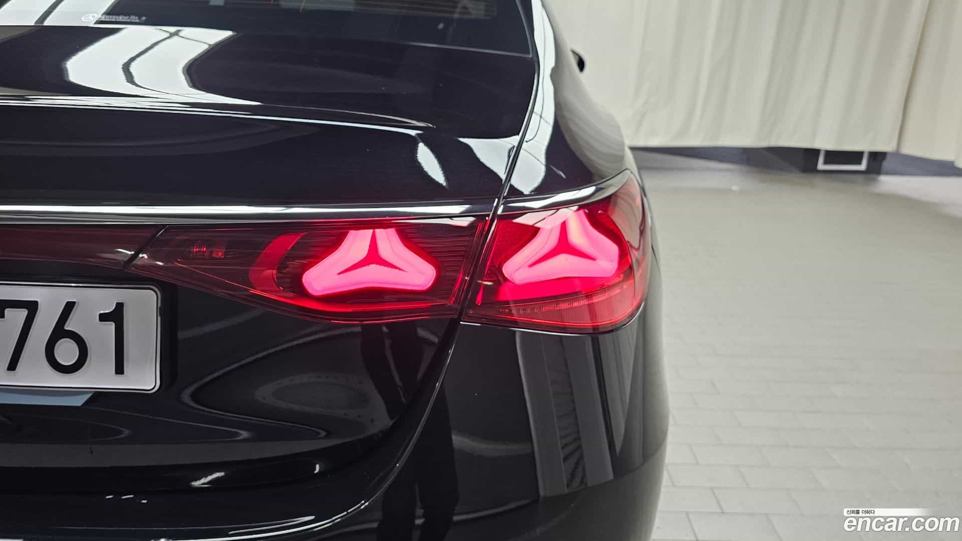E-Class Mercedes-Benz 2024.11-OUTER-033