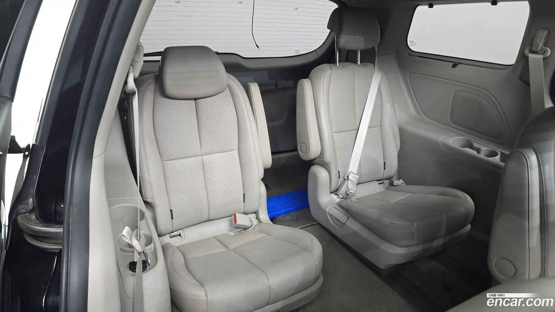 Canival Kia 2018.9-OPTION-016
