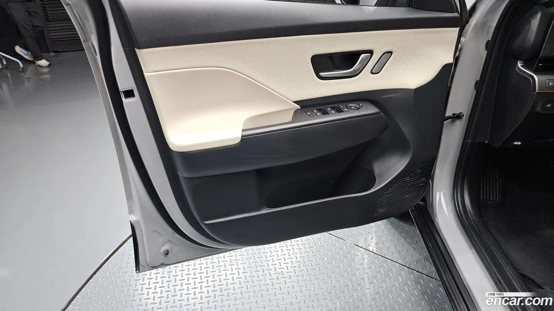Kona Hyundai 2023.2-INNER-034