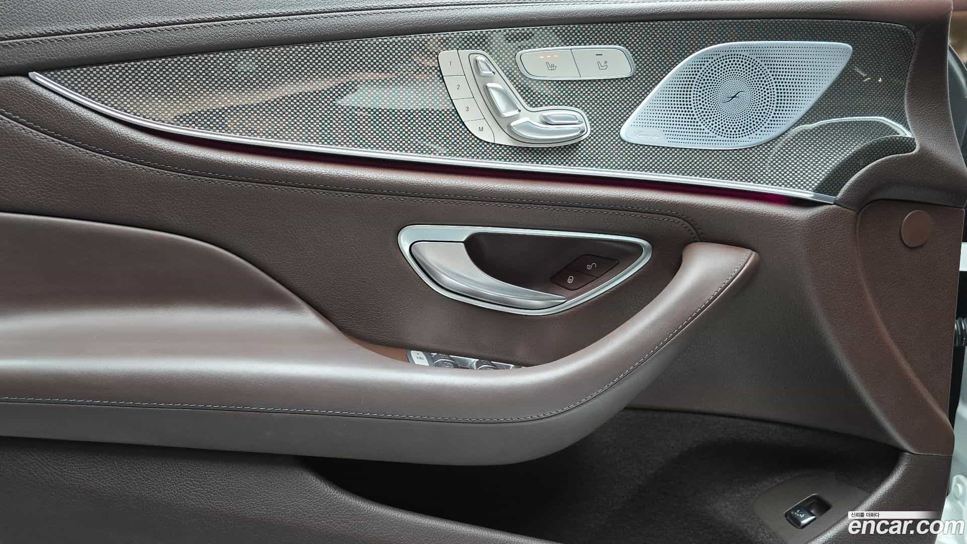 CLS-Class Mercedes-Benz 2020.3-INNER-034