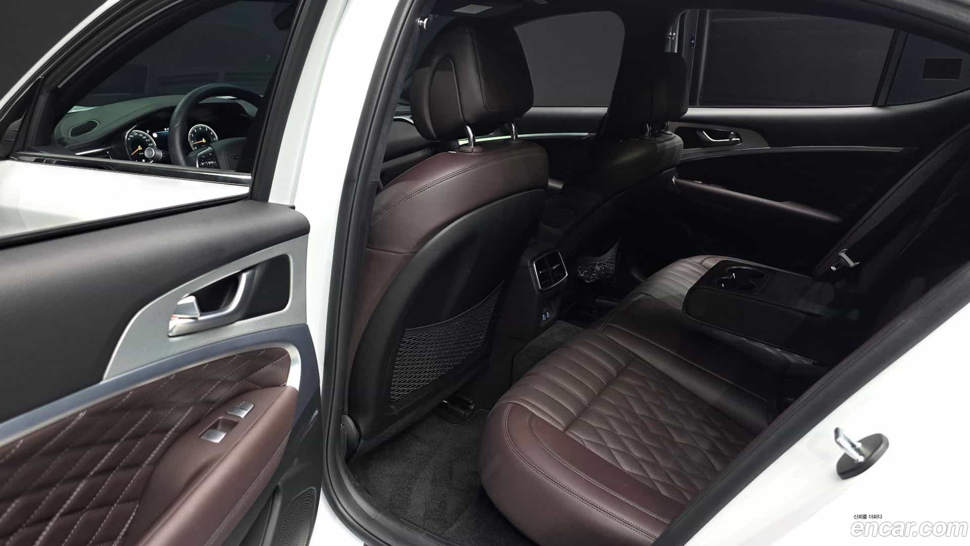 G70 Genesis 2023.6-OPTION-015