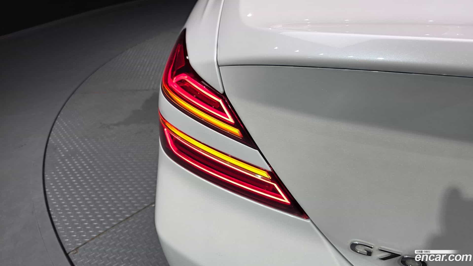 G70 Genesis 2023.6-OUTER-033