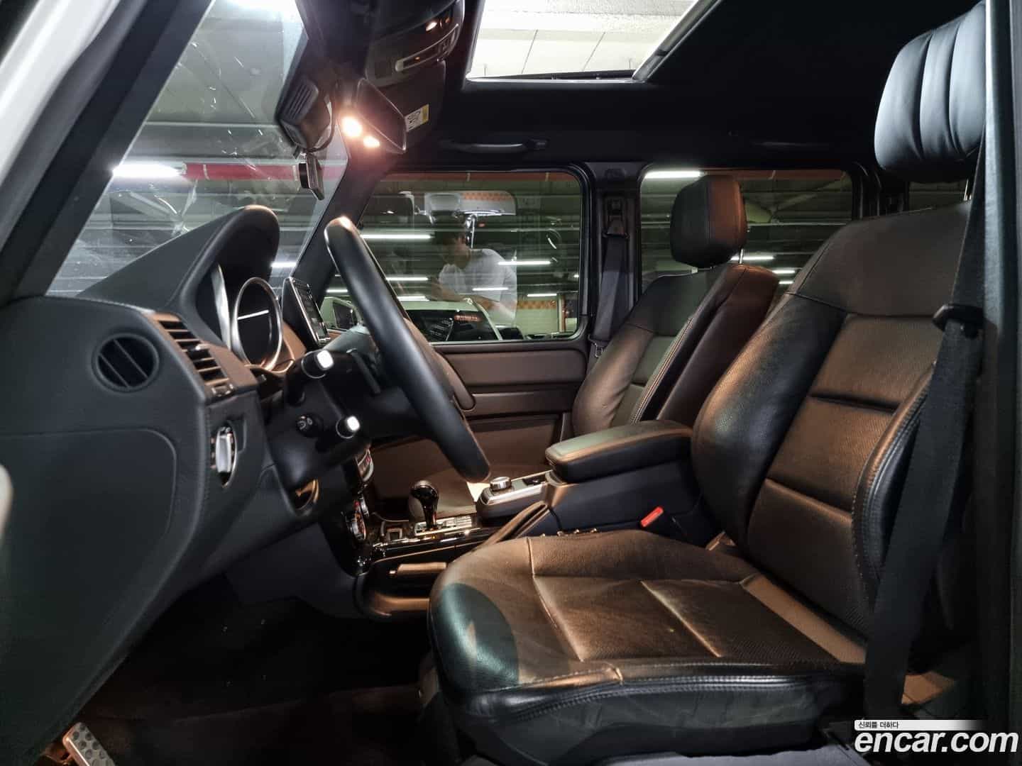 G-Class Mercedes-Benz 2015.4-INNER-010