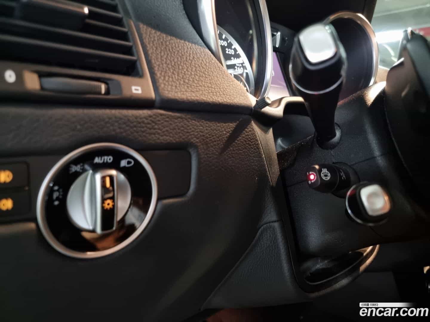 G-Class Mercedes-Benz 2015.4-OPTION-020