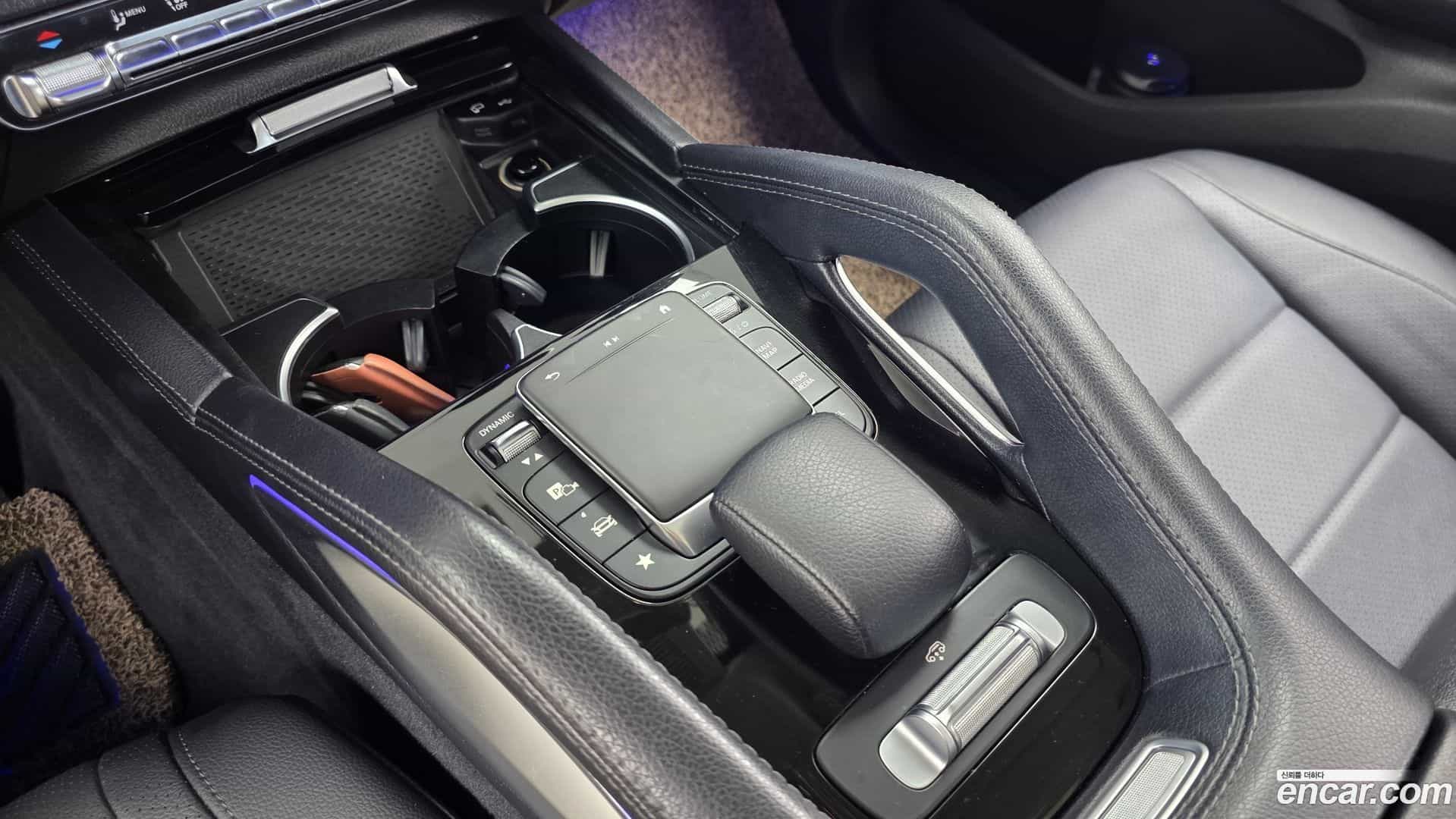 GLE-Class Mercedes-Benz 2020.8-OPTION-021