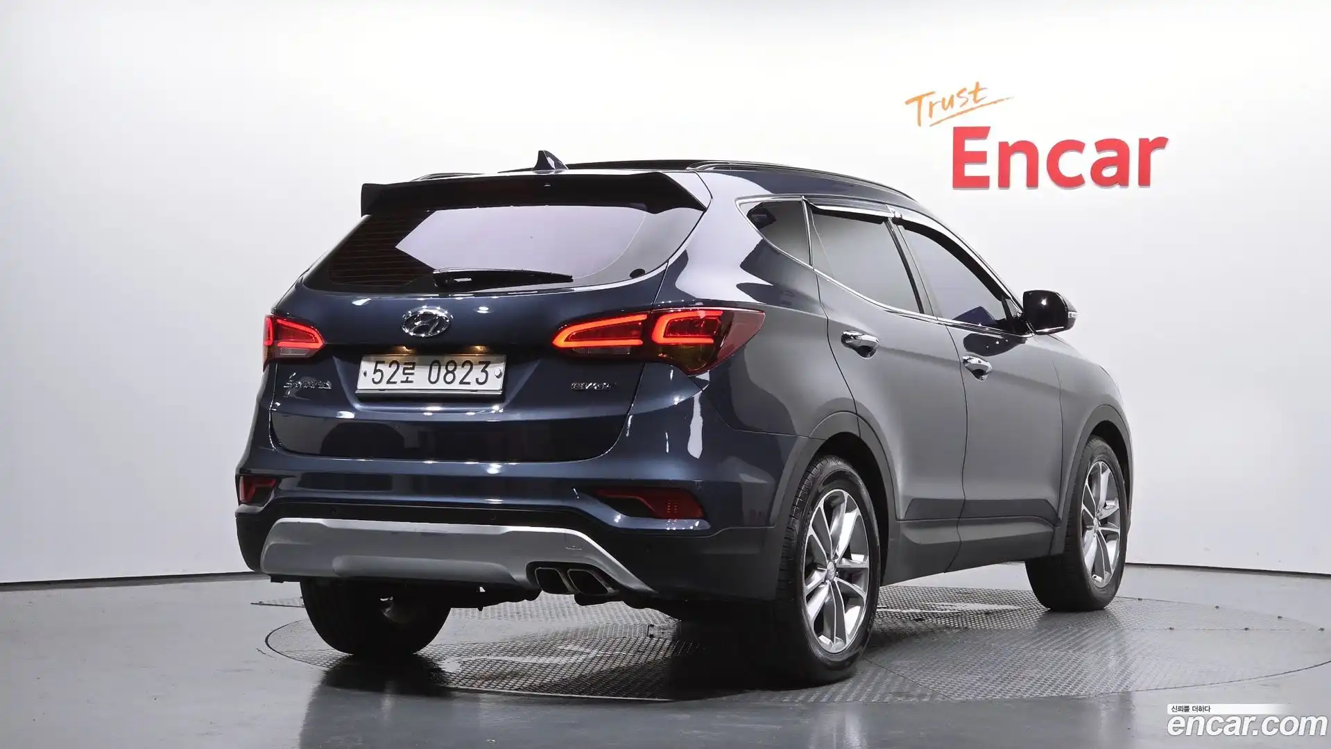 Santafe Hyundai 2016.1-OUTER-002