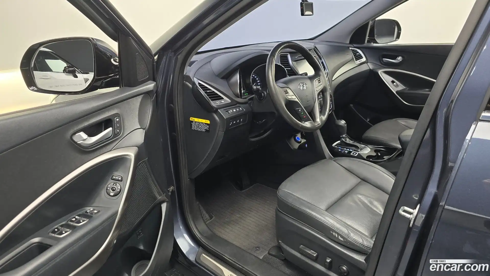Santafe Hyundai 2016.1-INNER-010