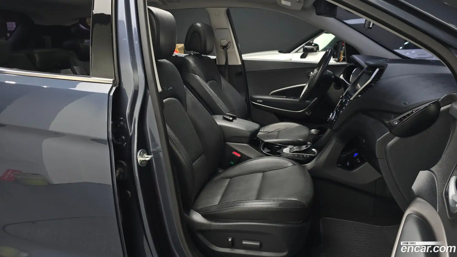 Santafe Hyundai 2016.1-INNER-036