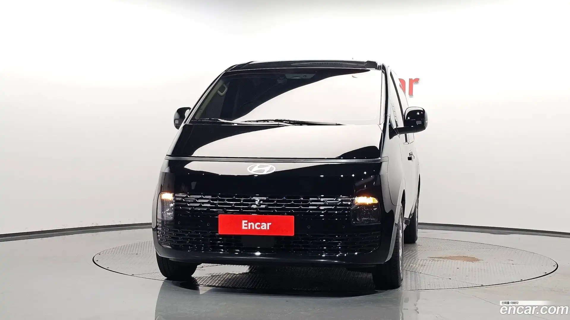 Staria Hyundai 2025.11-OUTER-003