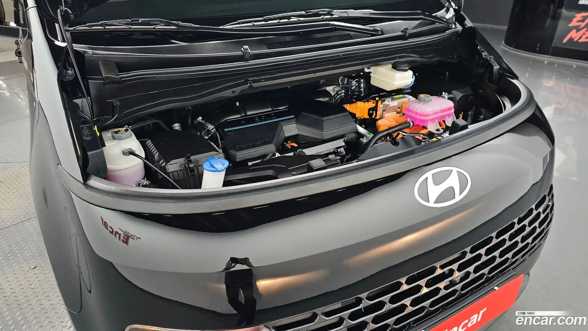Staria Hyundai 2025.11-OUTER-006