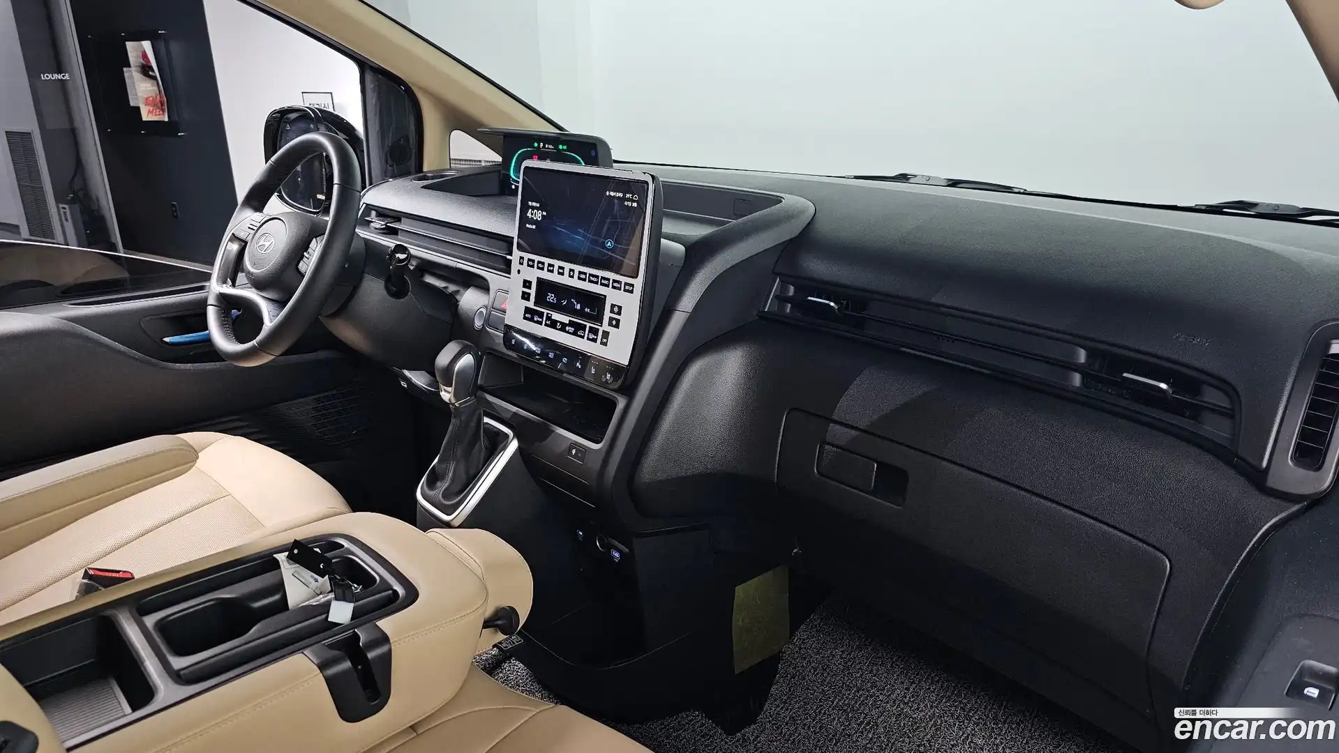 Staria Hyundai 2025.11-INNER-007