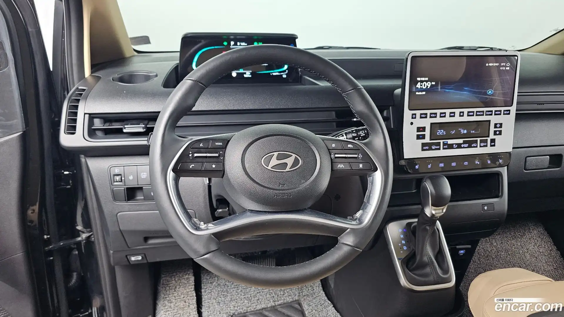 Staria Hyundai 2025.11-OPTION-016