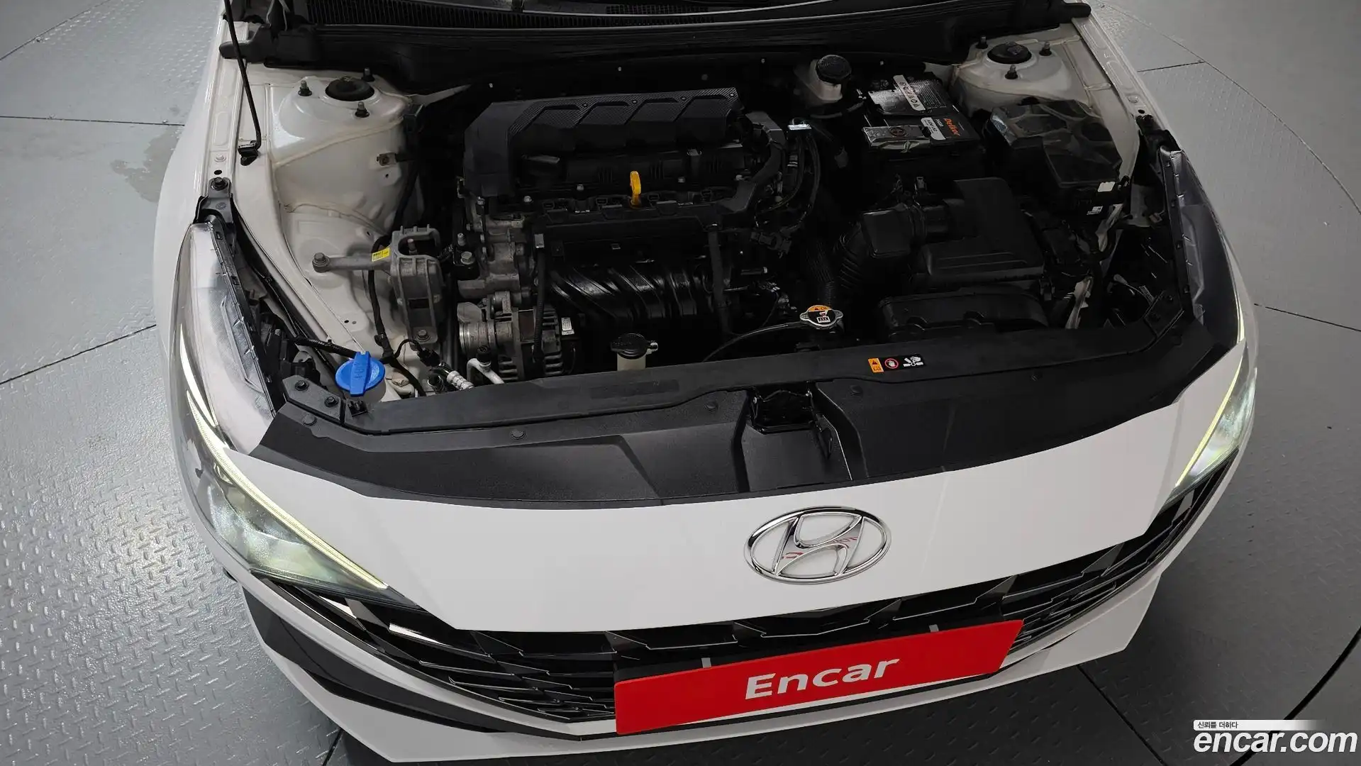 AVANTE Hyundai 2021.0-OUTER-006