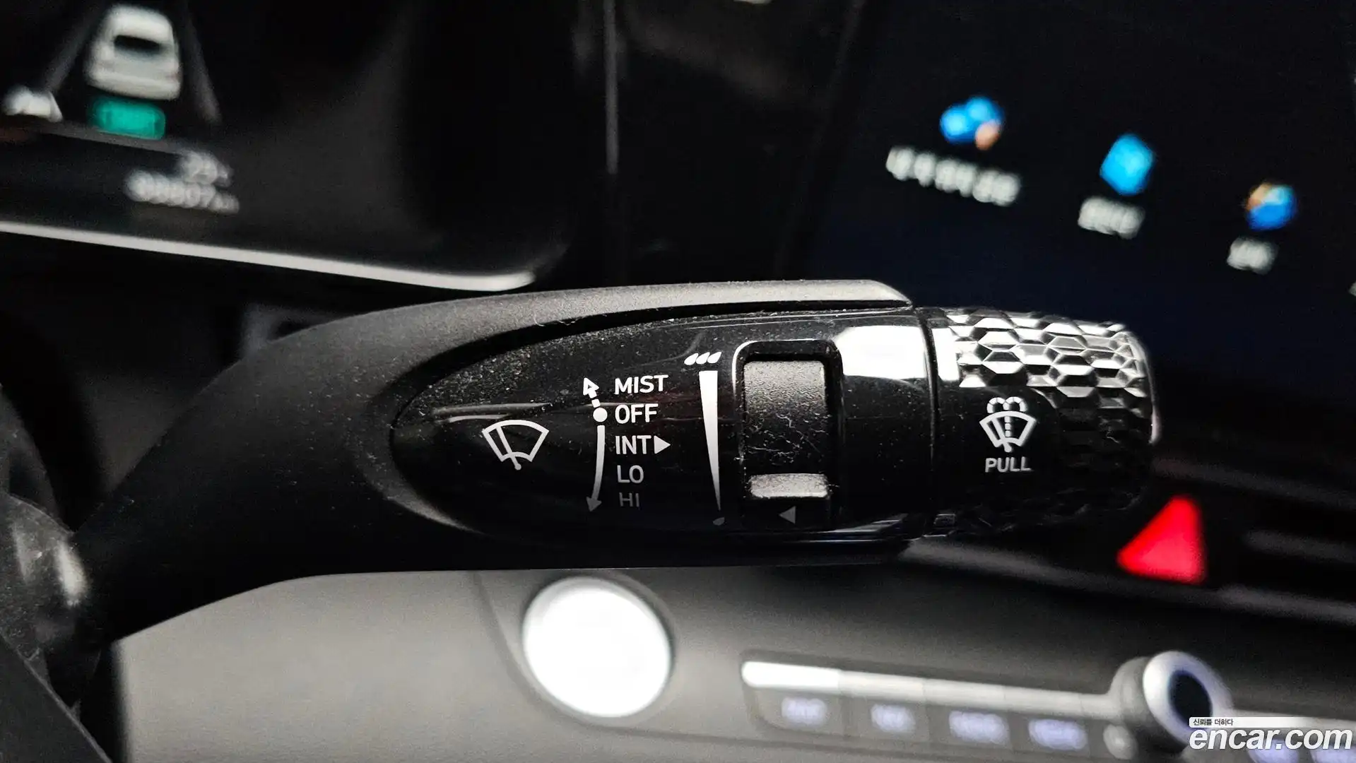 AVANTE Hyundai 2021.0-OPTION-043
