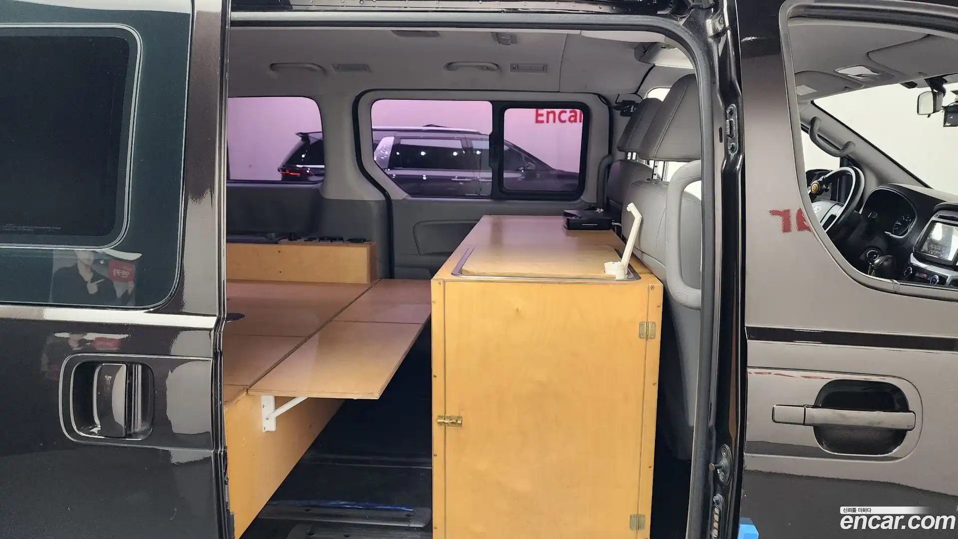 Starex Hyundai 2019.0-OPTION-015
