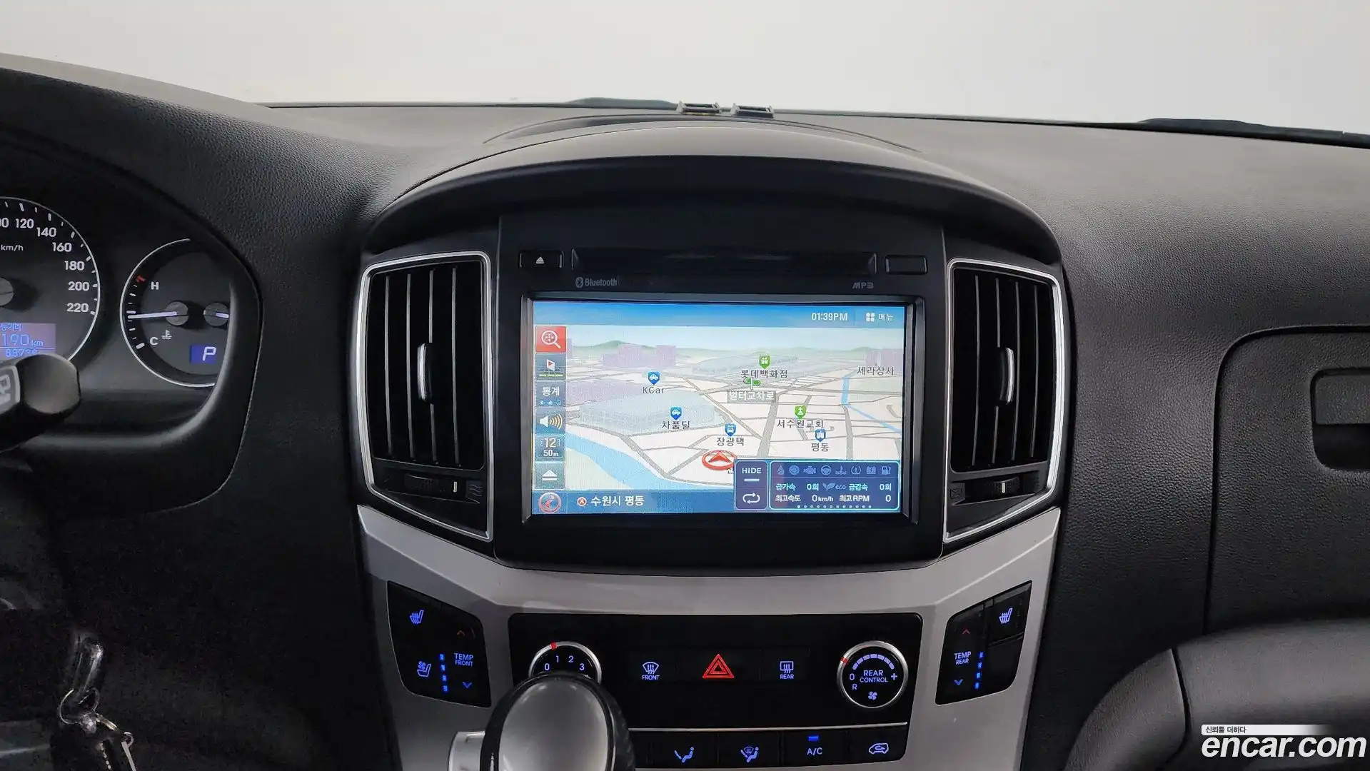 Starex Hyundai 2019.0-OPTION-017