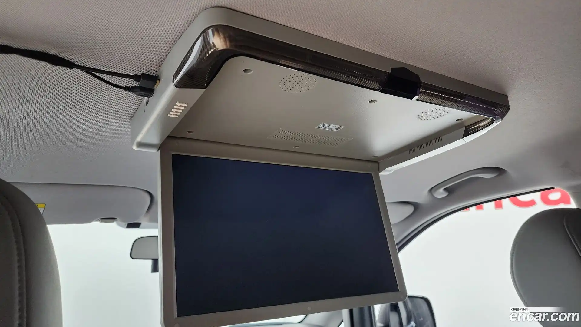 Starex Hyundai 2019.0-OPTION-020