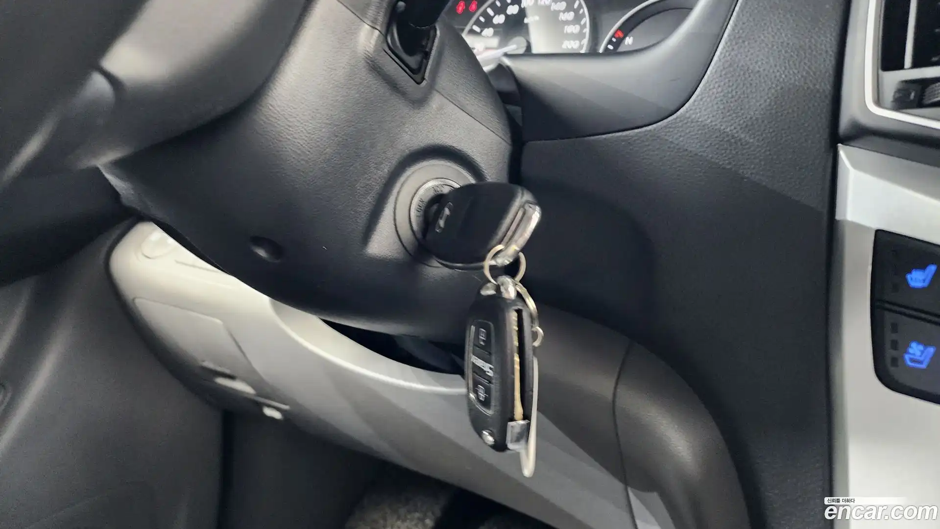 Starex Hyundai 2019.0-OPTION-021