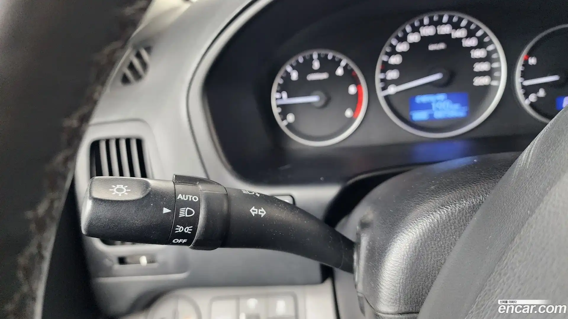 Starex Hyundai 2019.0-OPTION-050