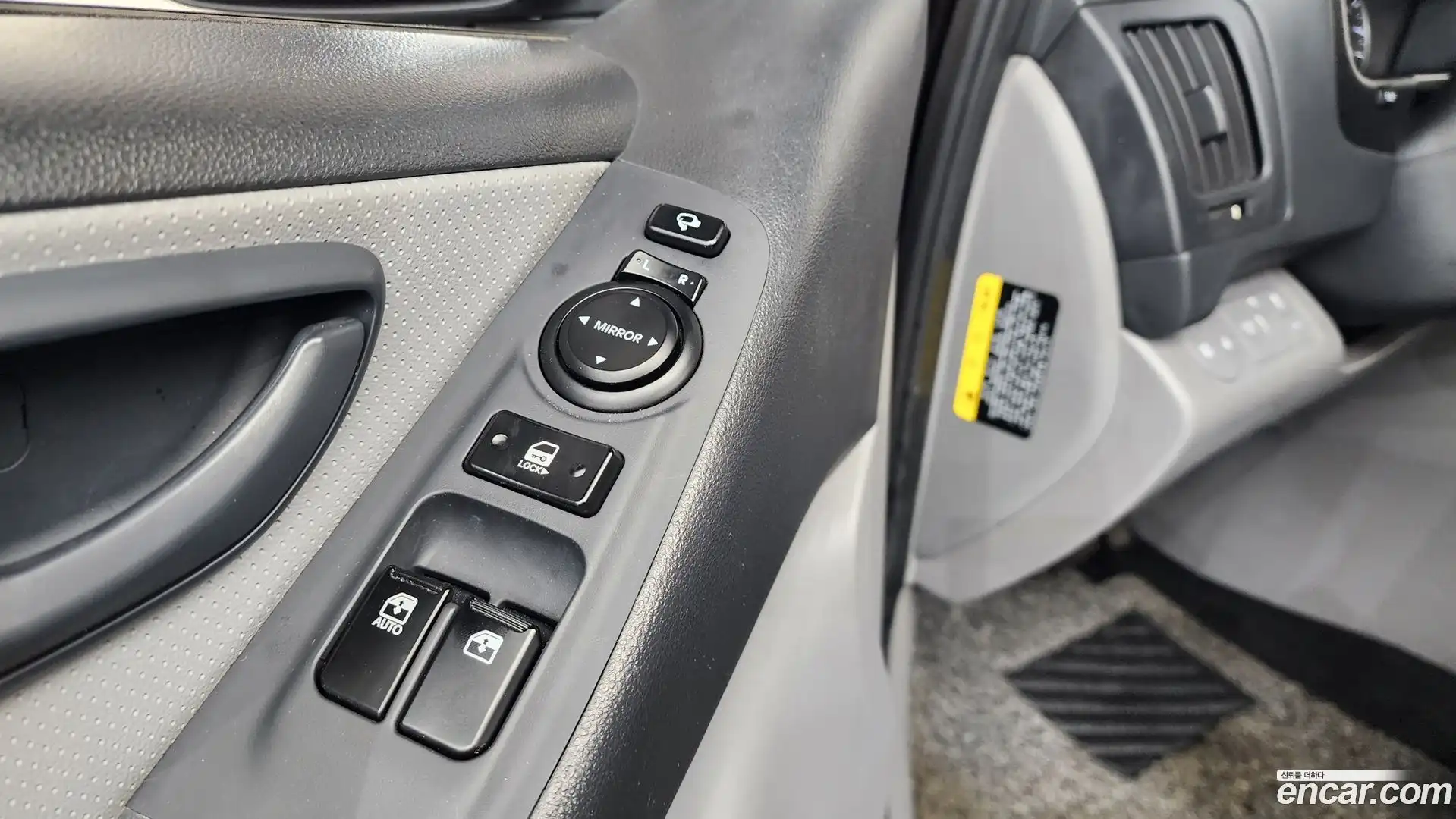 Starex Hyundai 2019.0-OPTION-051