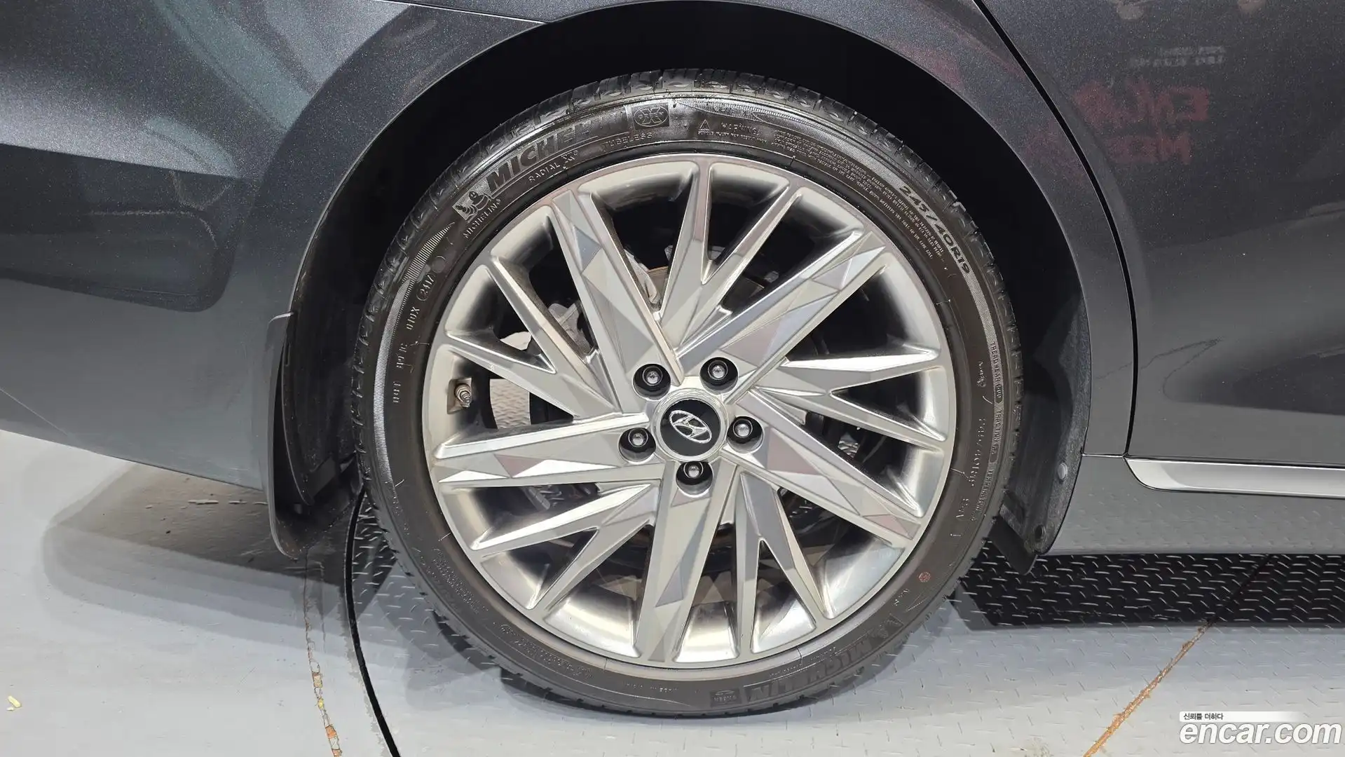 Grandeur Hyundai 2020.0-OUTER-005