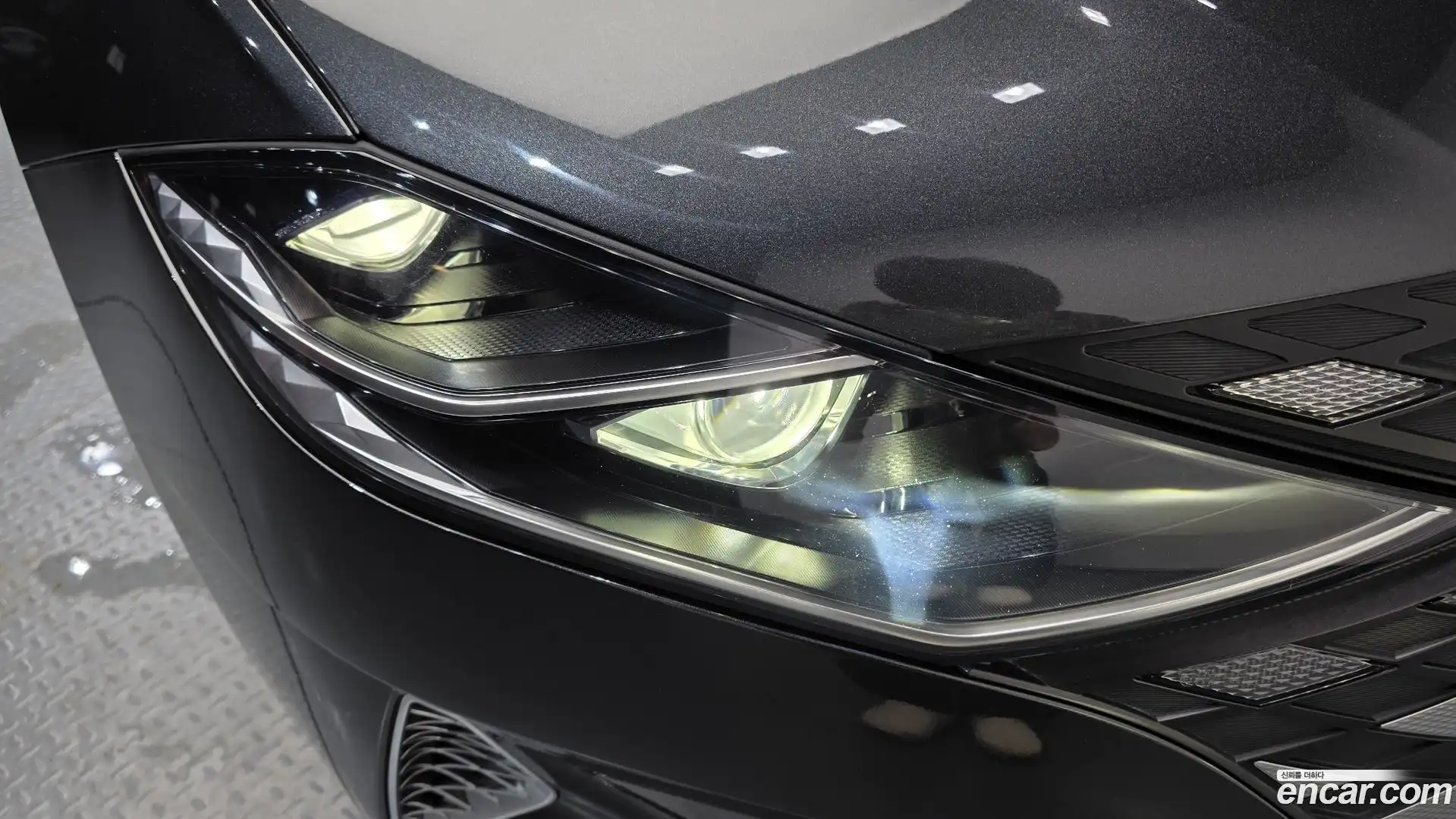 Grandeur Hyundai 2020.0-OUTER-032