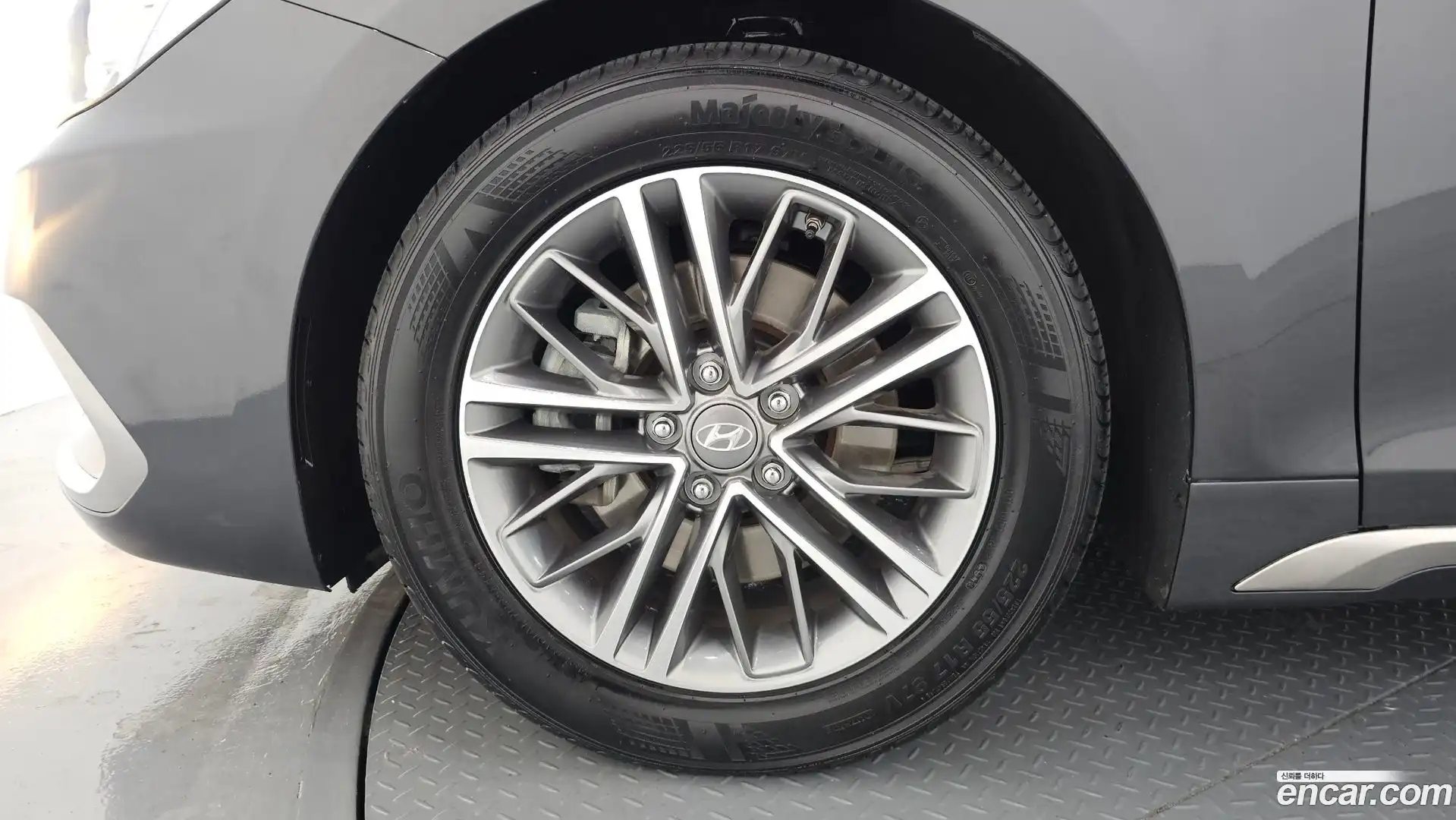 Grandeur Hyundai 2019.2-OUTER-005
