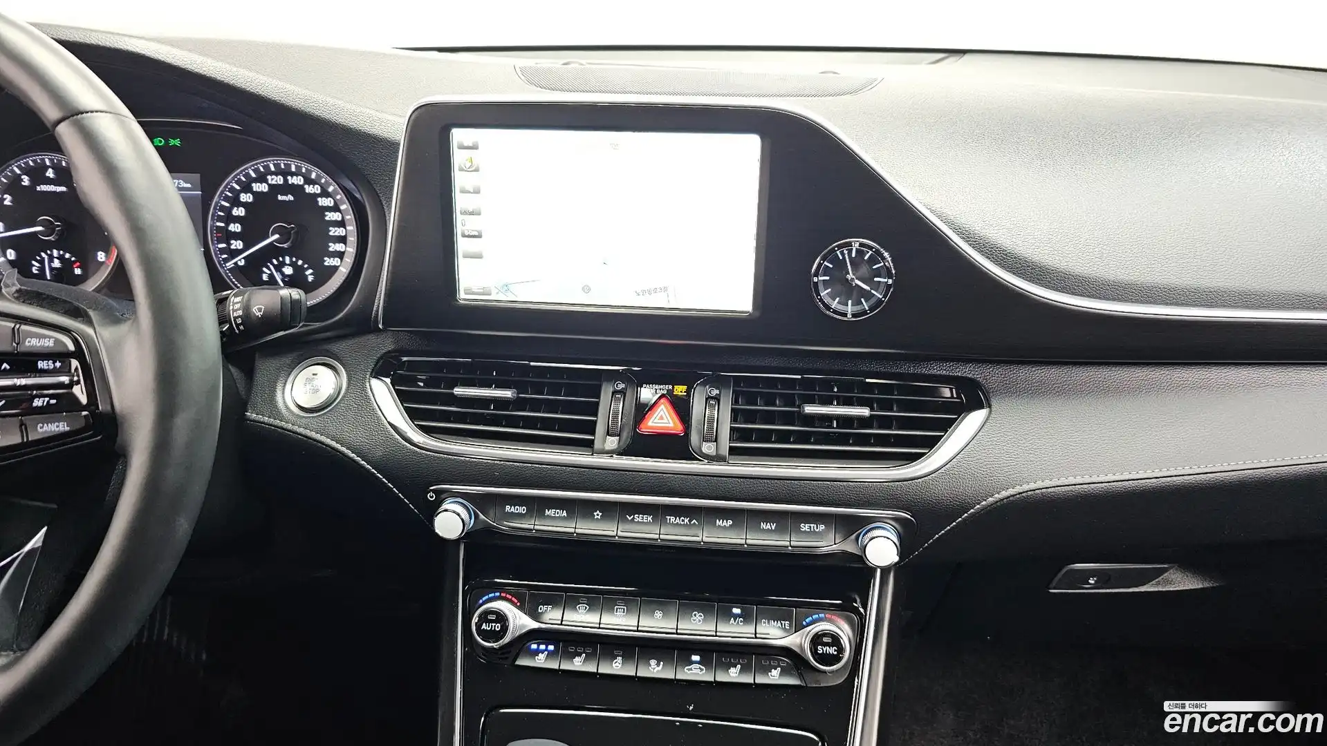 Grandeur Hyundai 2019.2-OPTION-017